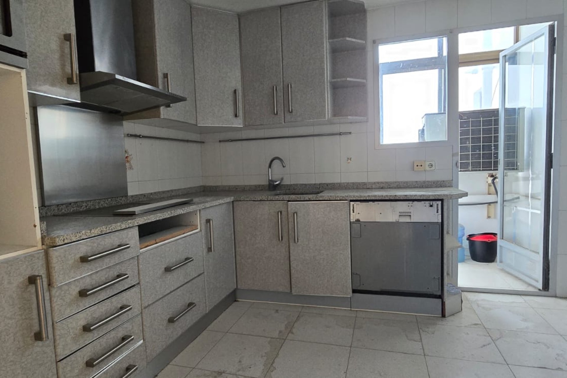 Resale - Apartment / flat -
Alfaz del Pi - Alfas del Pí