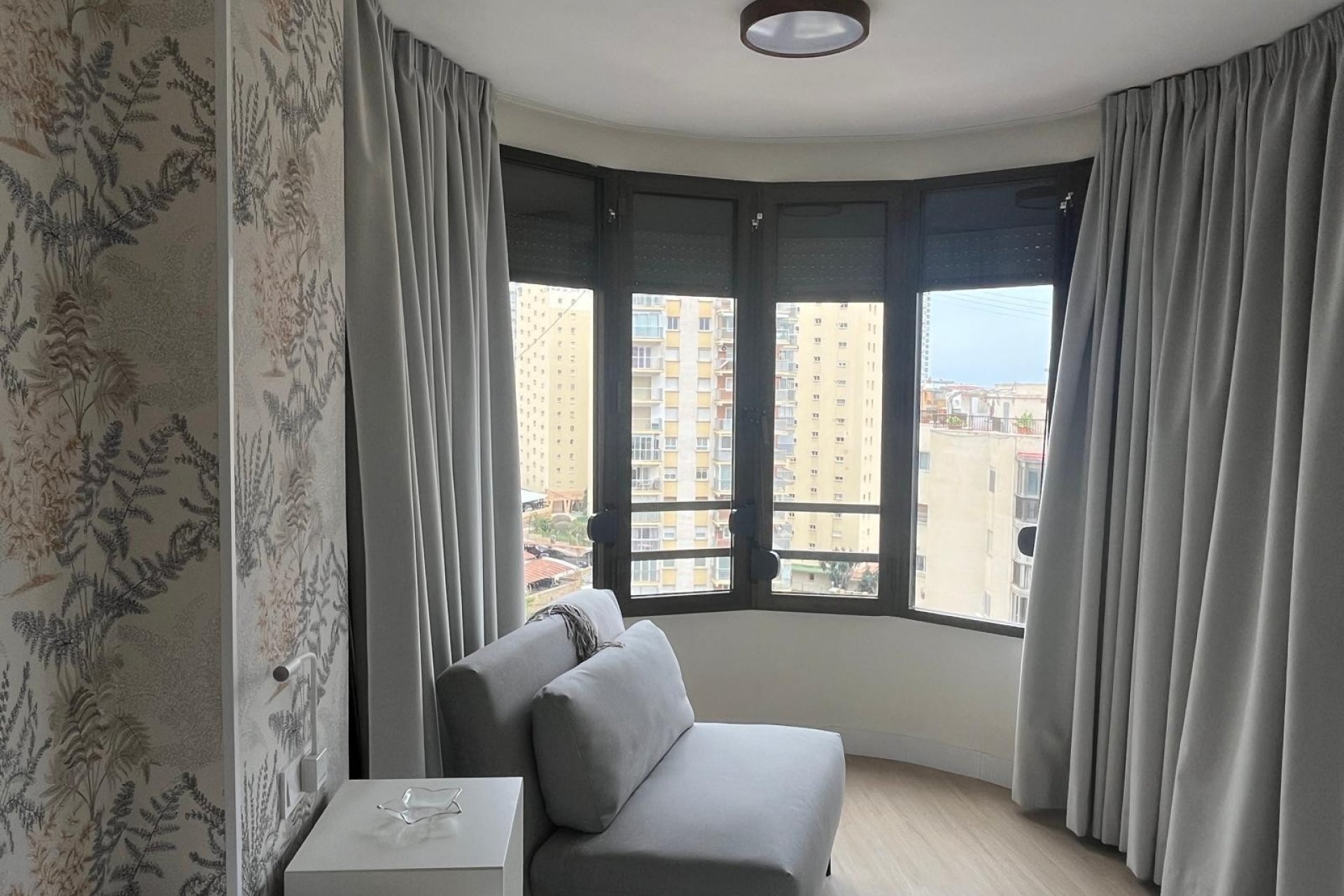 Resale - Apartment / Flat -
Benidorm - Levante