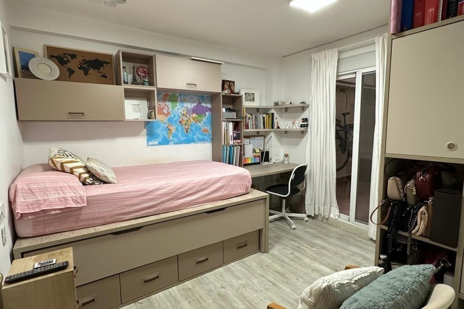 Resale - Apartment / flat -
Benidorm - Old town / Port