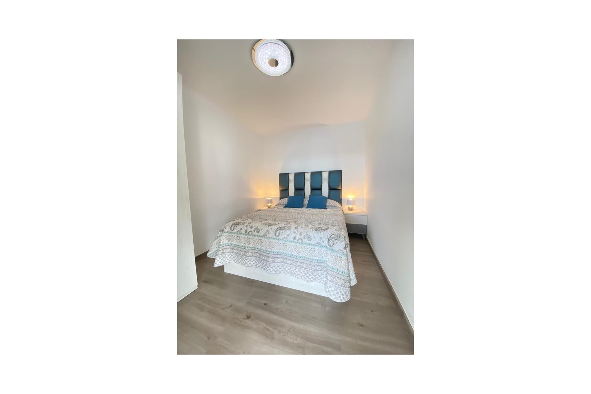 Resale - Apartment / Flat -
Benidorm - Rincón de Loix