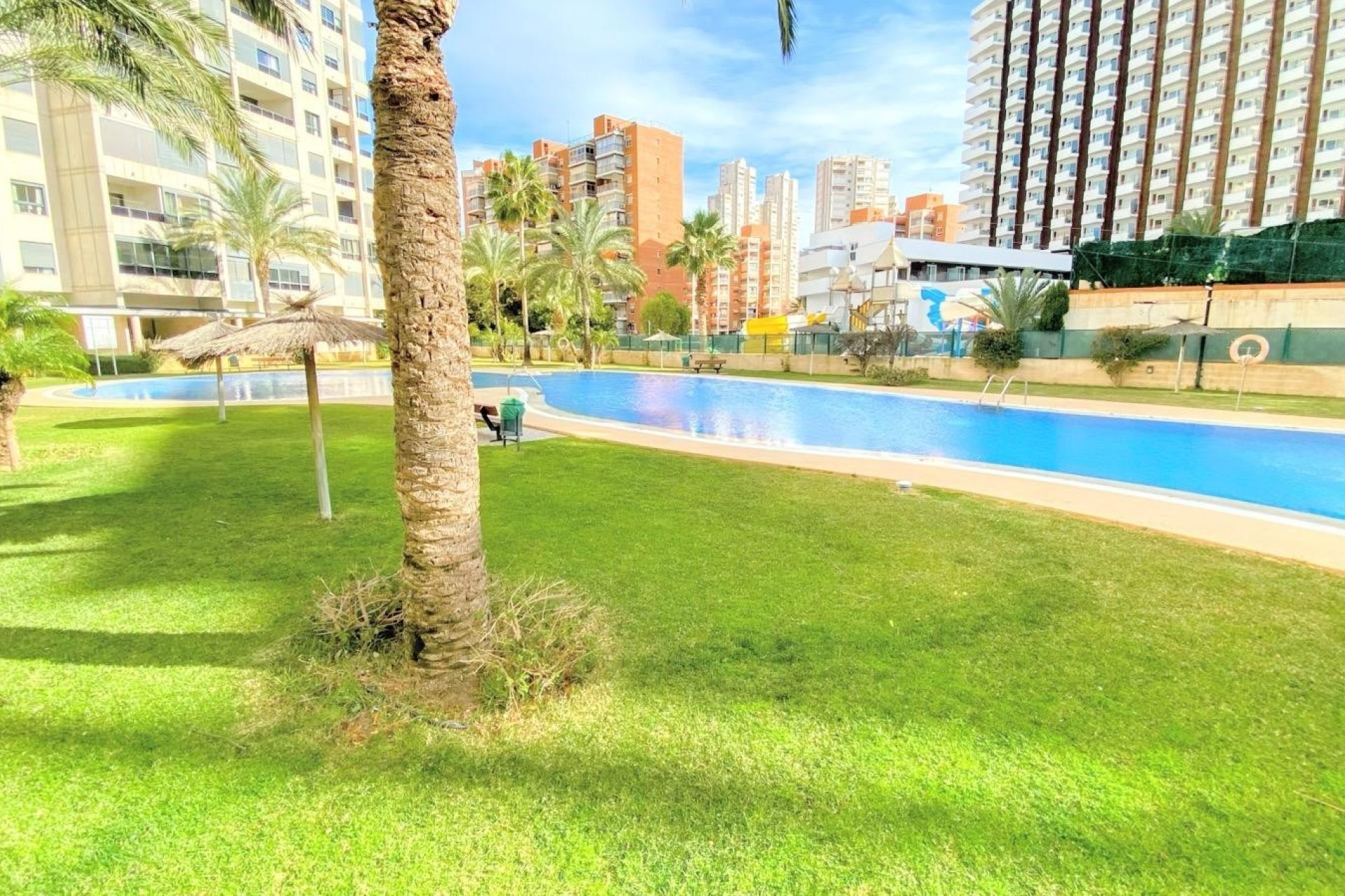 Resale - Apartment / flat -
Benidorm - Rincón de Loix