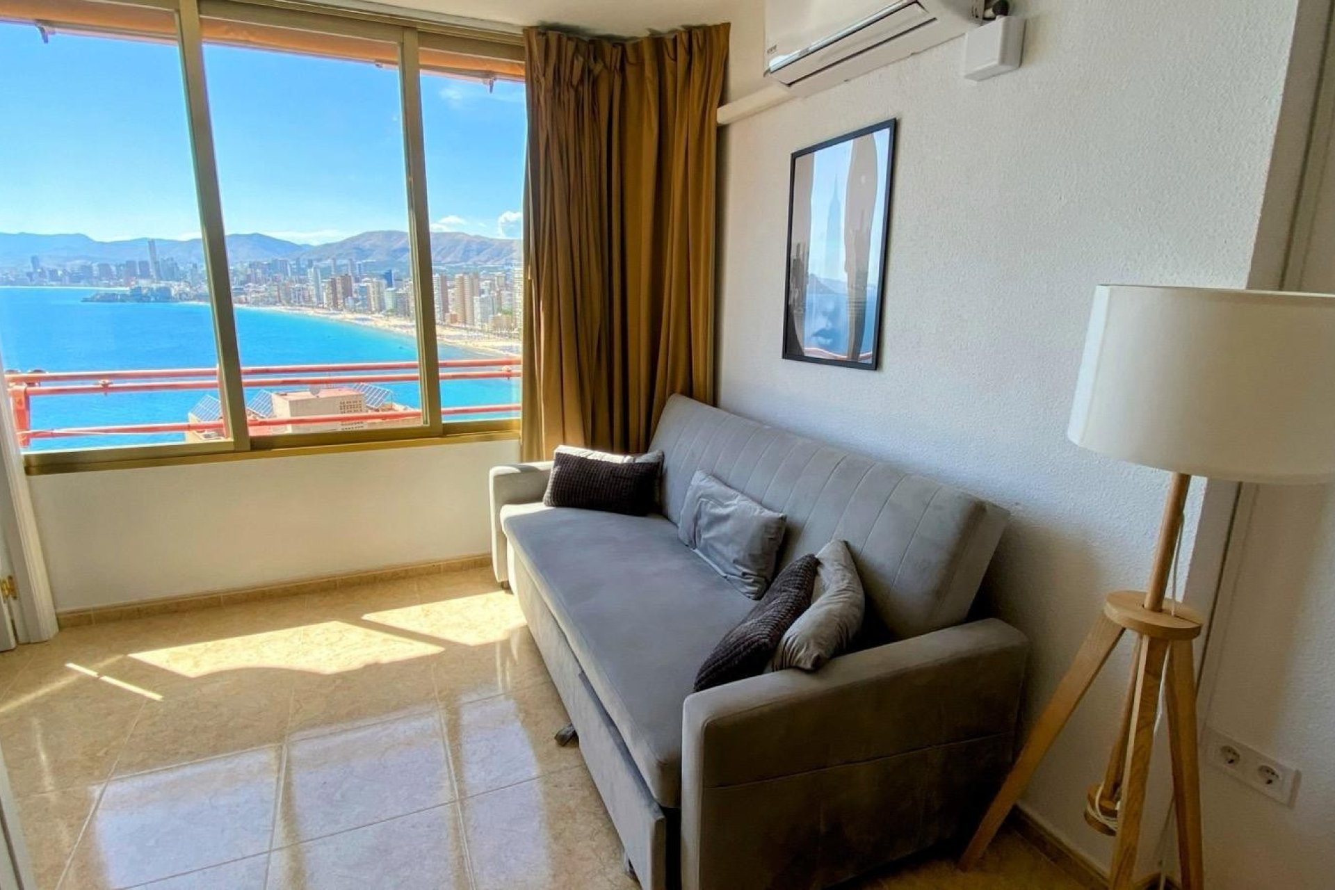 Resale - Apartment / Flat -
Benidorm - Rincón de Loix