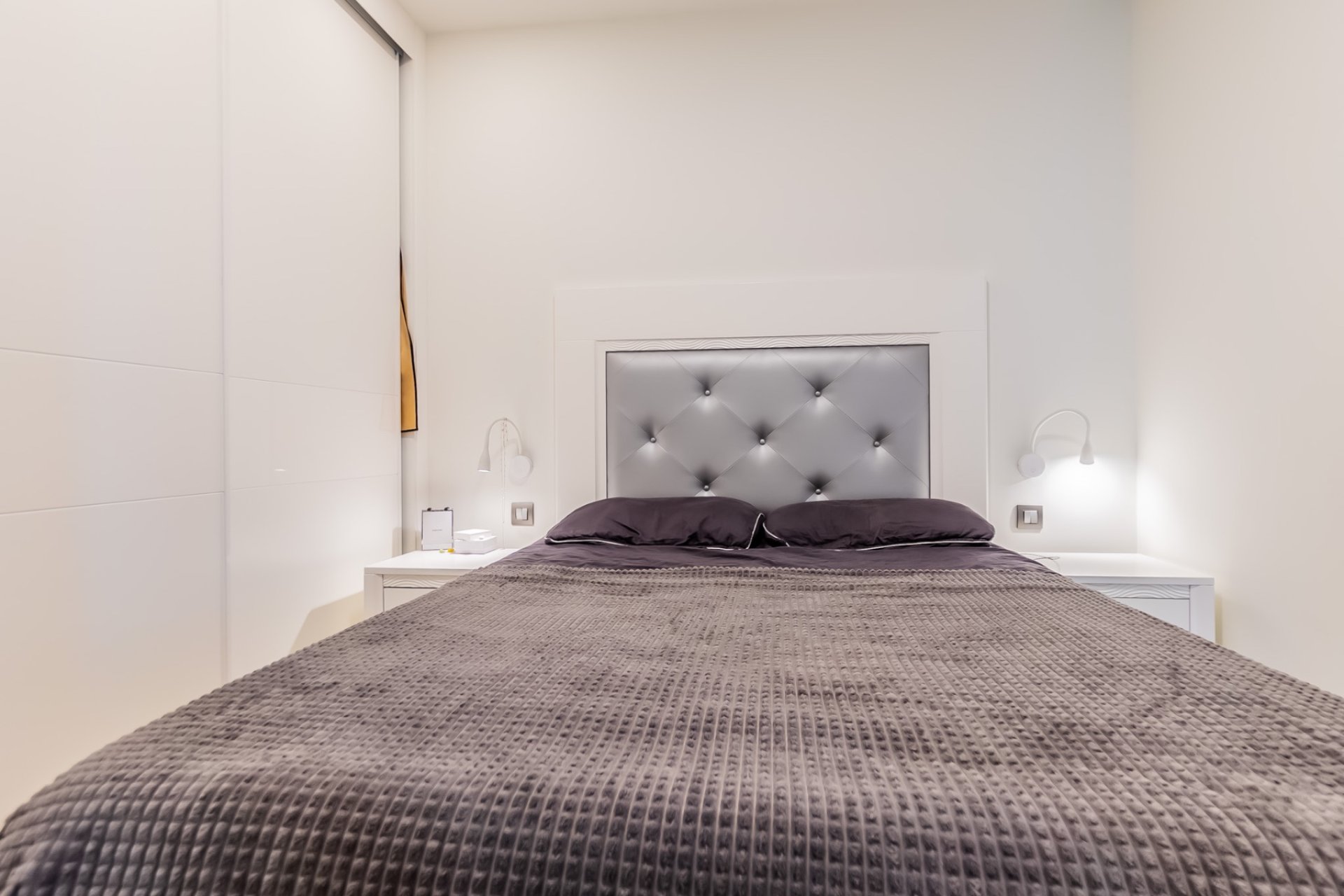 Resale - Apartment / flat -
Benidorm - Zona de Poniente