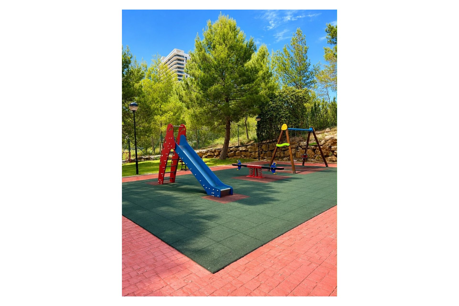 Resale - Apartment / Flat -
Benidorm - Zona de Poniente