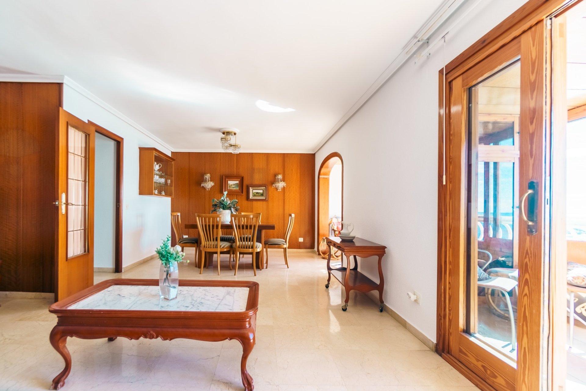 Resale - Apartment / flat -
Benidorm - Zona de Poniente