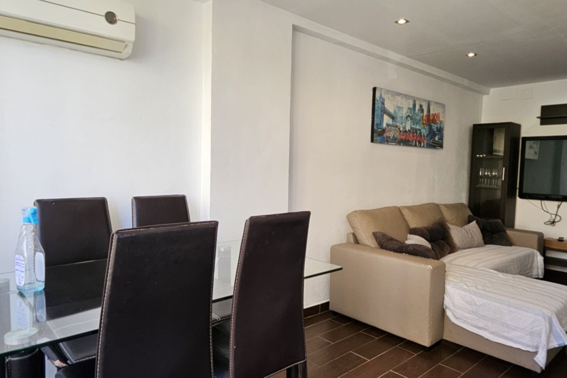 Resale - Apartment / flat -
Finestrat - Cala de Finestrat