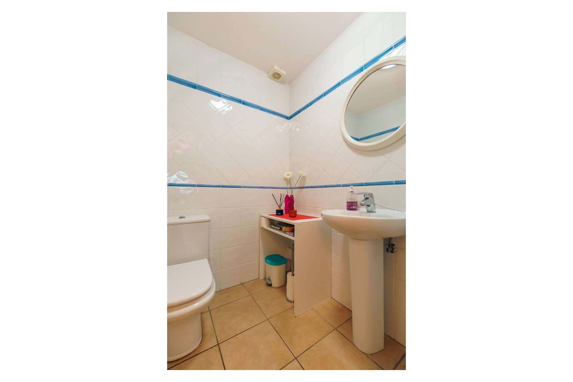 Resale - Bungalow -
Albir