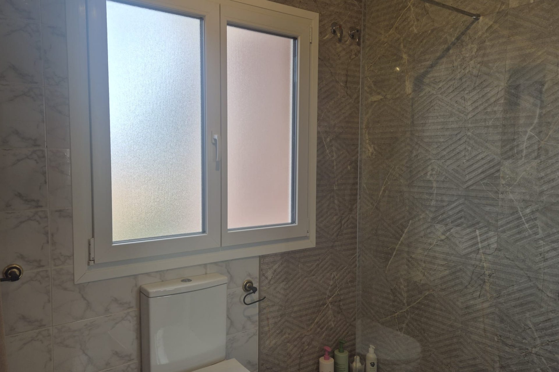 Resale - Bungalow -
Albir