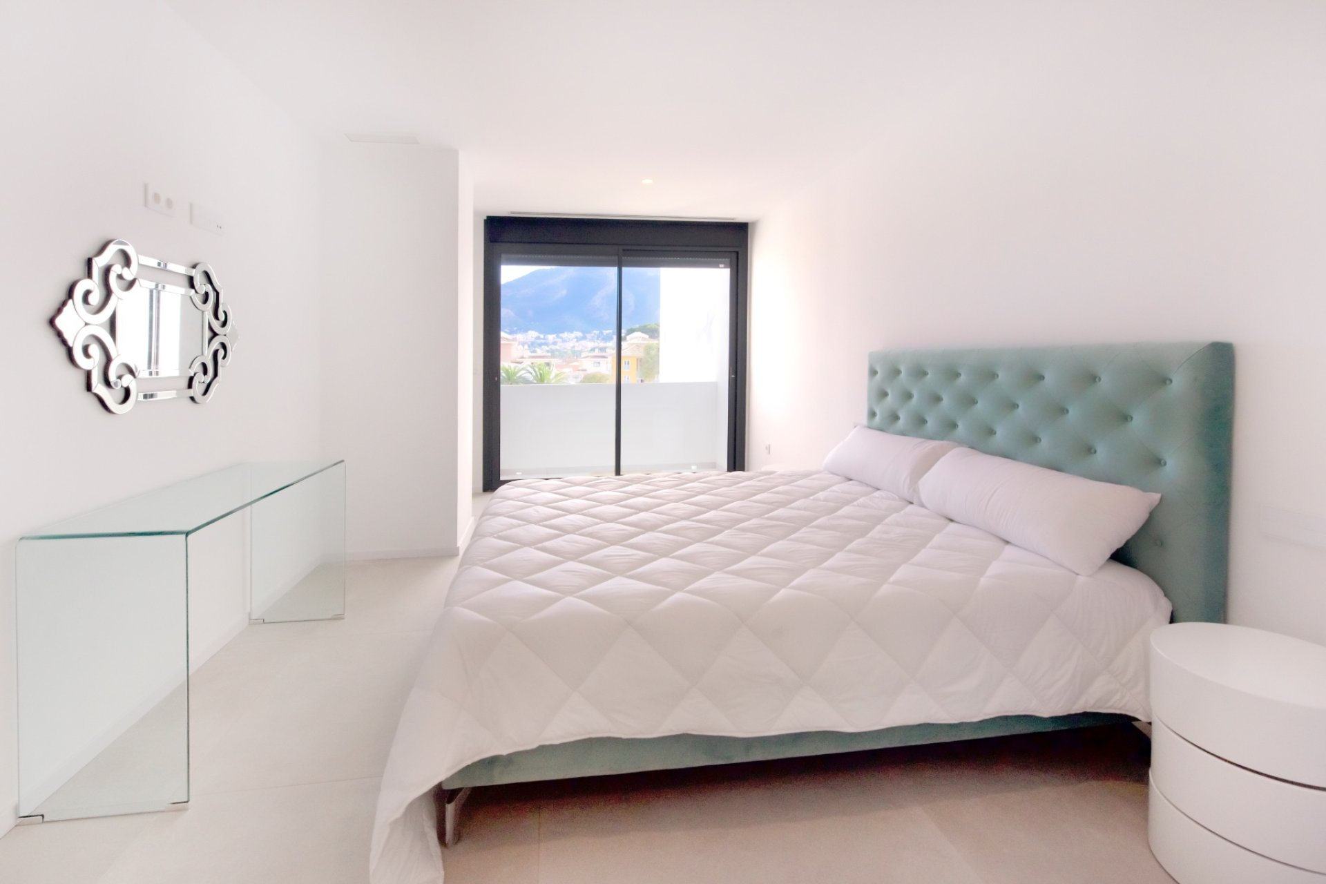 Resale -  Chalet / Villa -
Albir