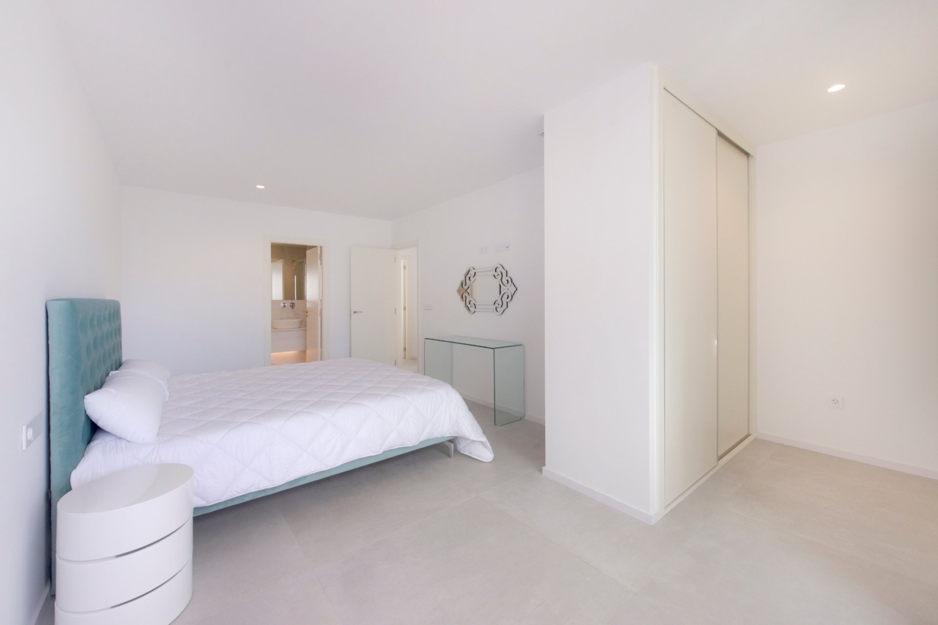 Resale -  Chalet / Villa -
Albir