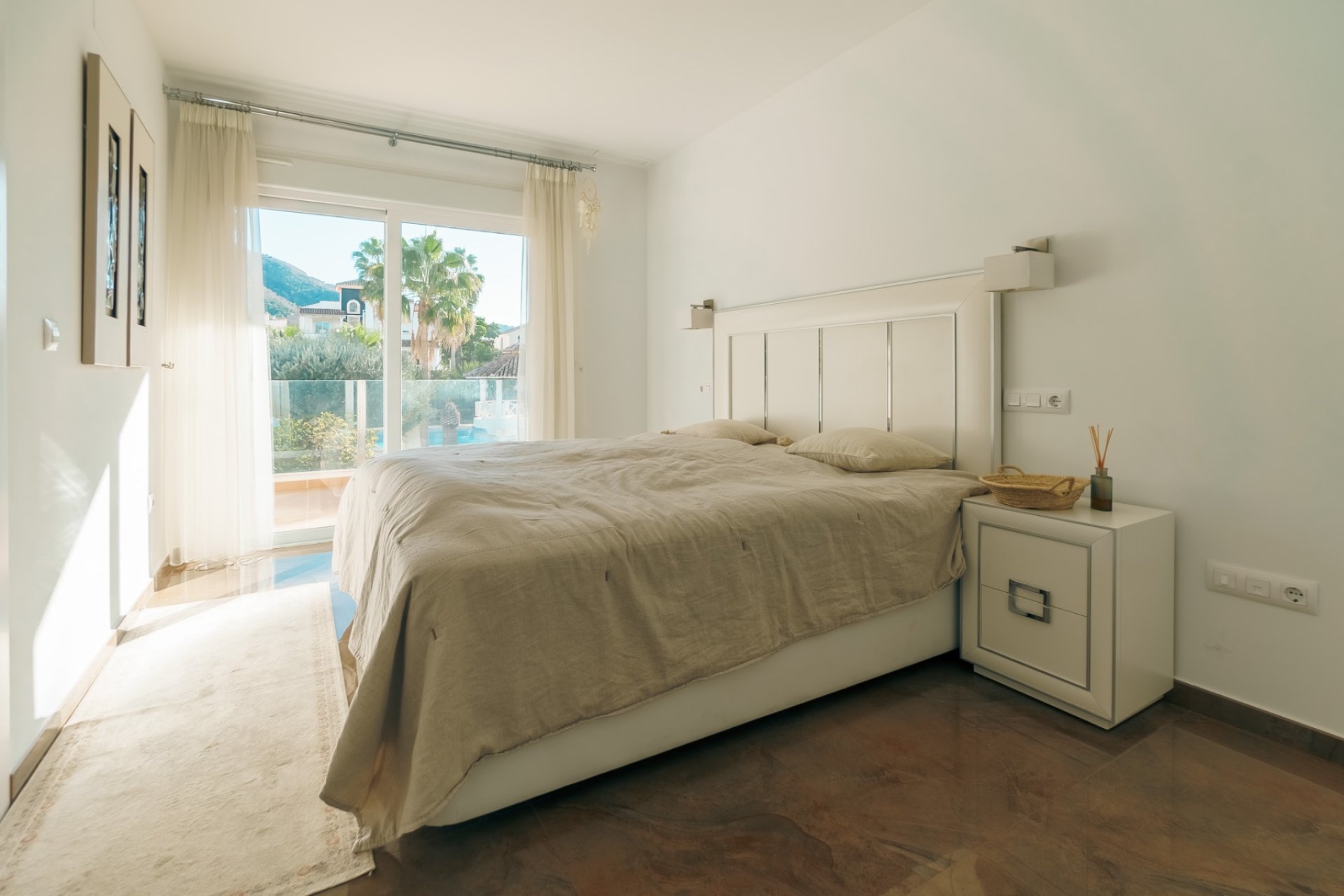 Resale -  Chalet / Villa -
Albir