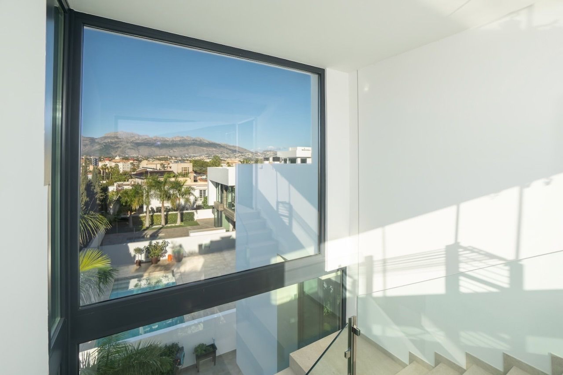 Resale -  Chalet / Villa -
Albir