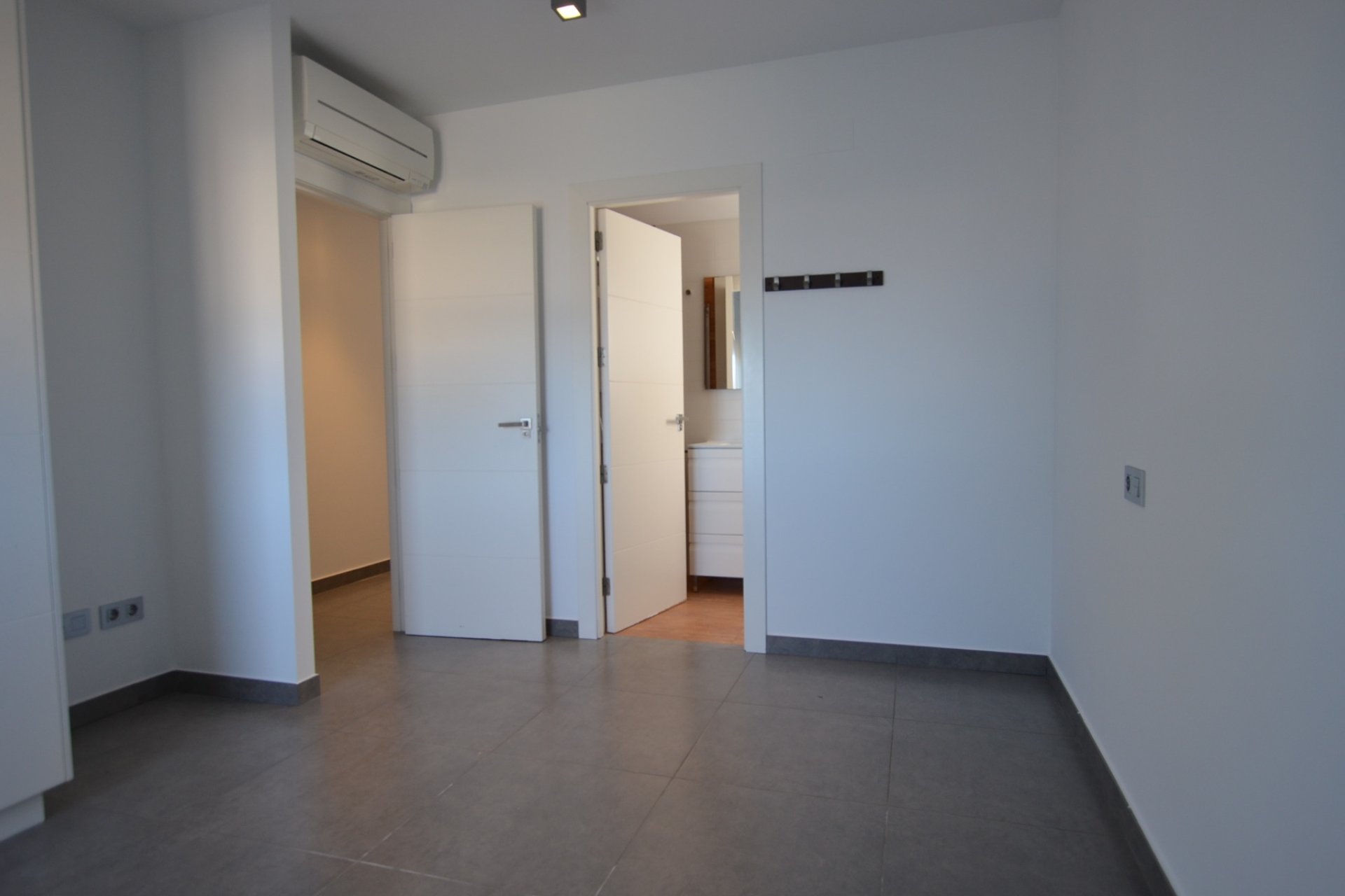 Resale -  Chalet / Villa -
Albir