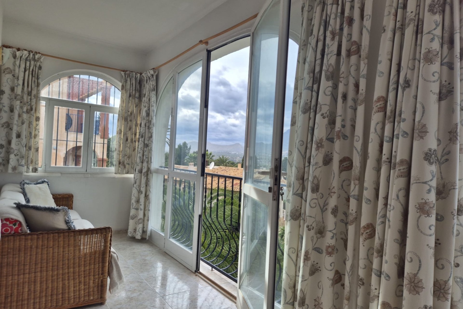 Resale -  Chalet / Villa -
Albir