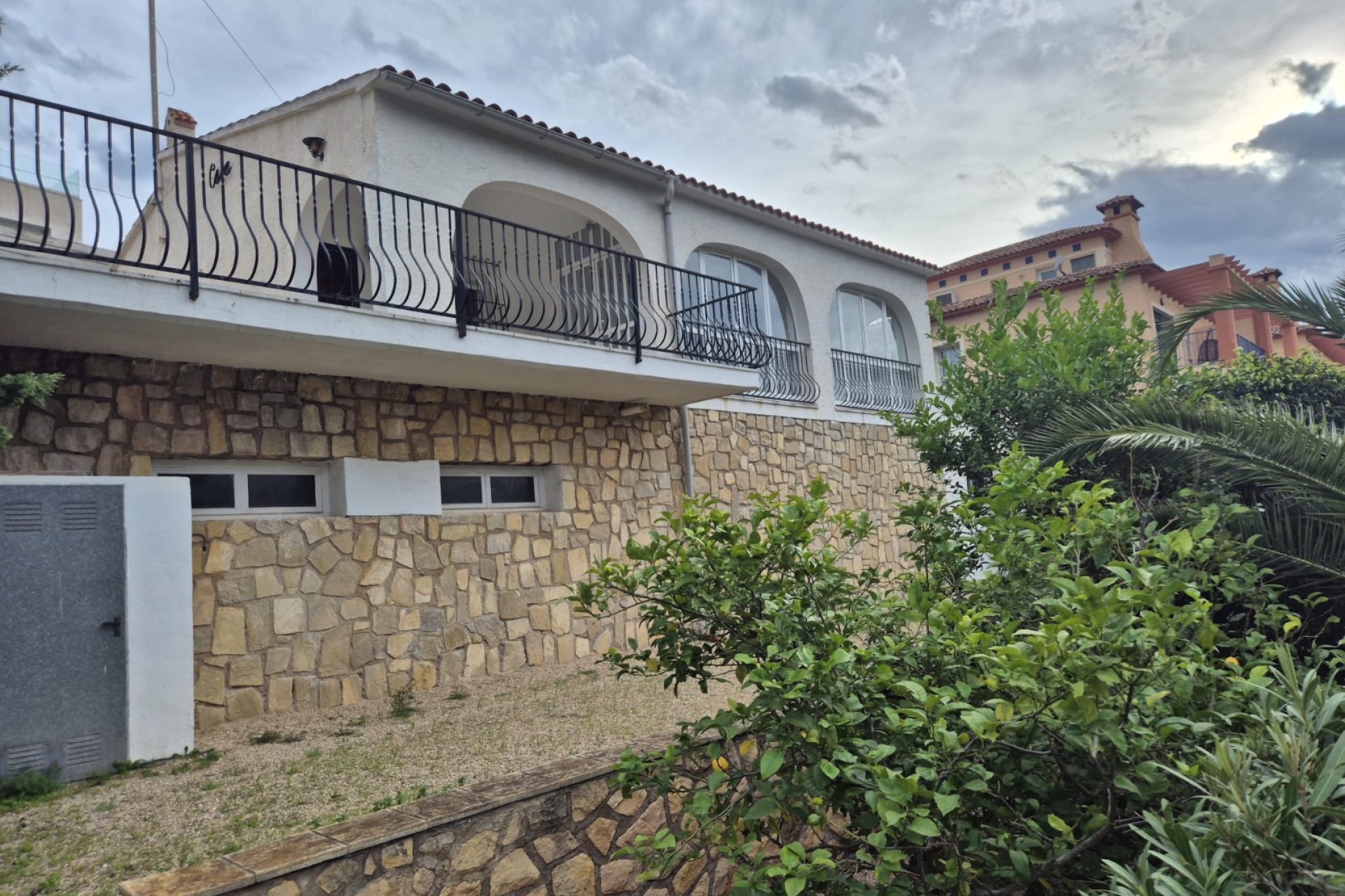 Resale -  Chalet / Villa -
Albir