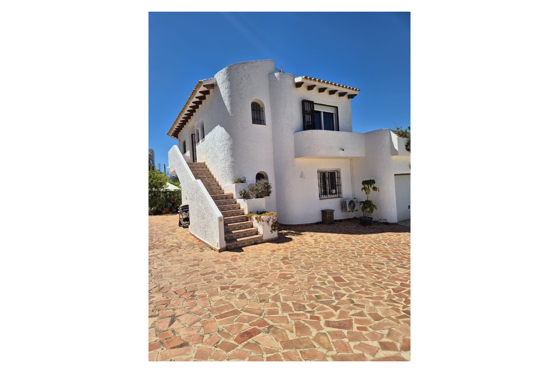 Resale -  Chalet / Villa -
Albir