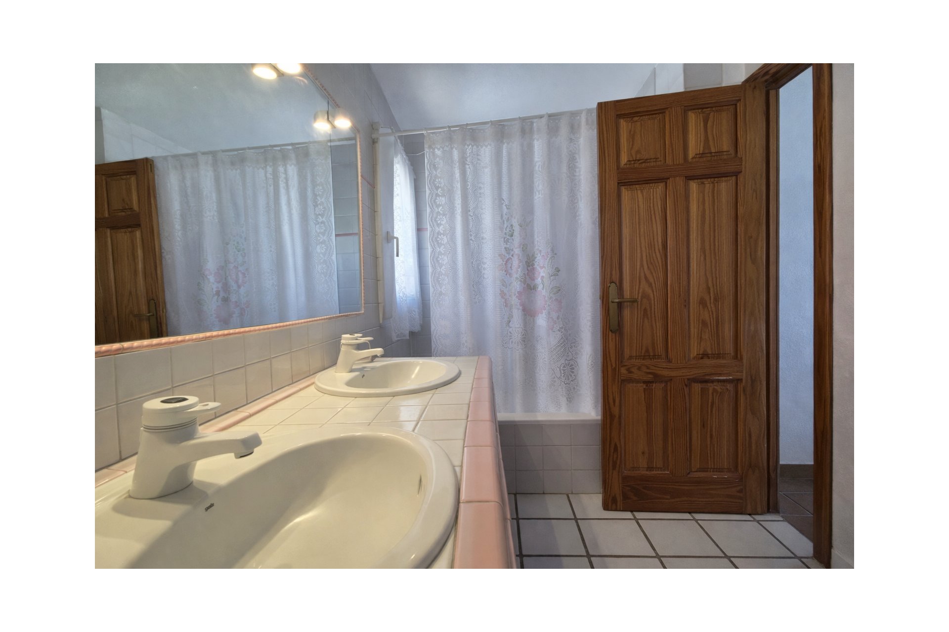 Resale -  Chalet / Villa -
Albir