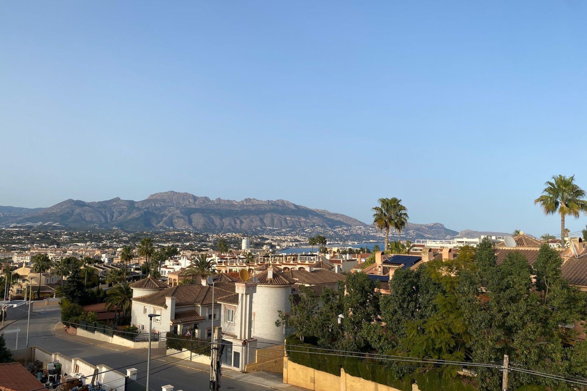 Resale -  Chalet / Villa -
Albir