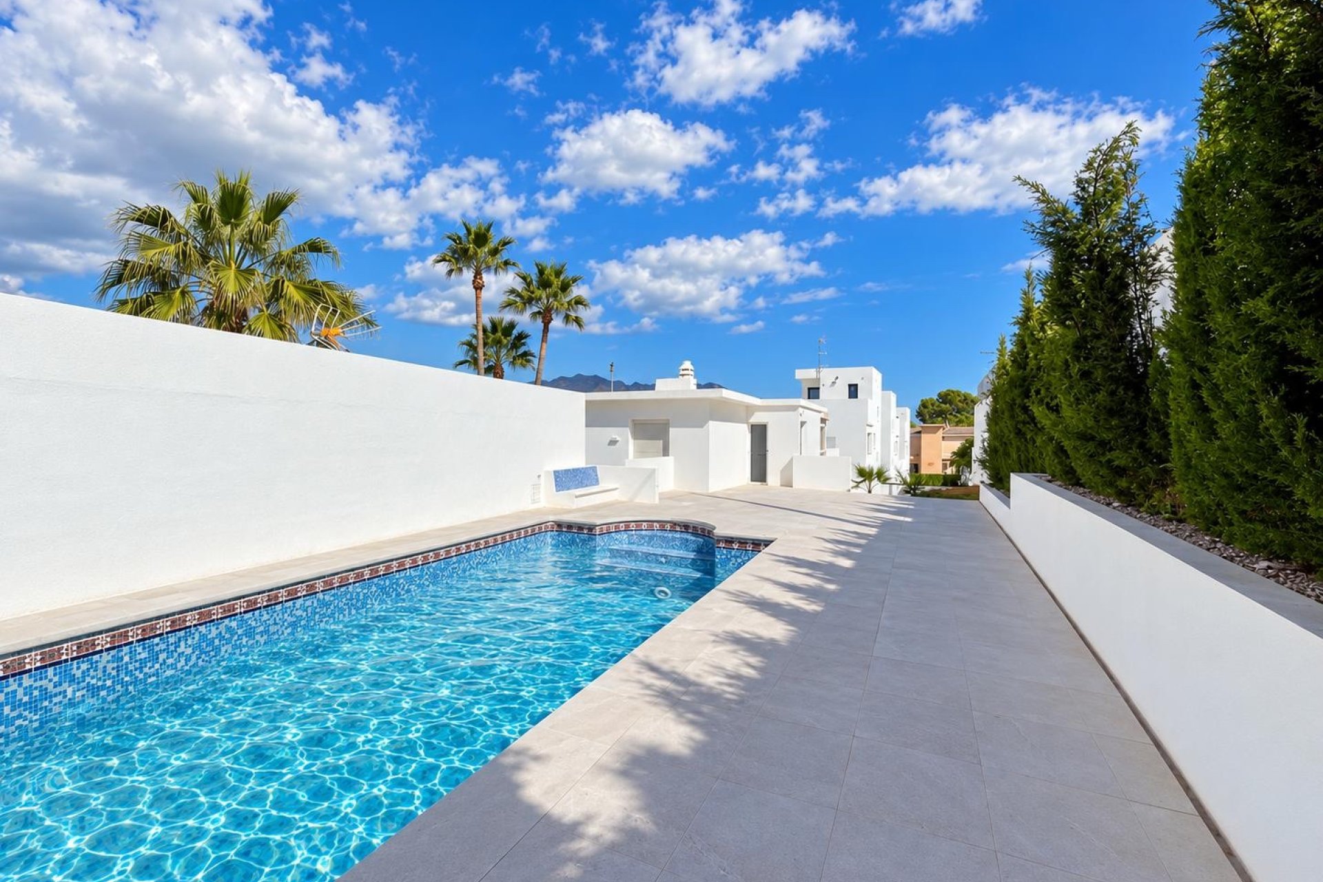 Resale -  Chalet / Villa -
Albir