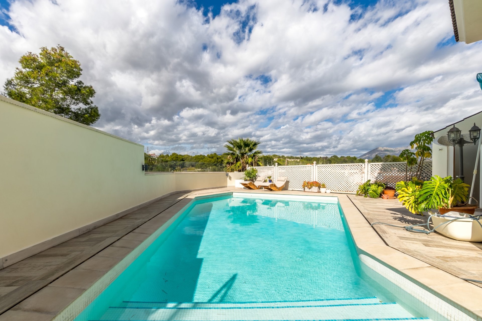 Resale -  Chalet / Villa -
Alfaz del Pi - Alfas del Pí