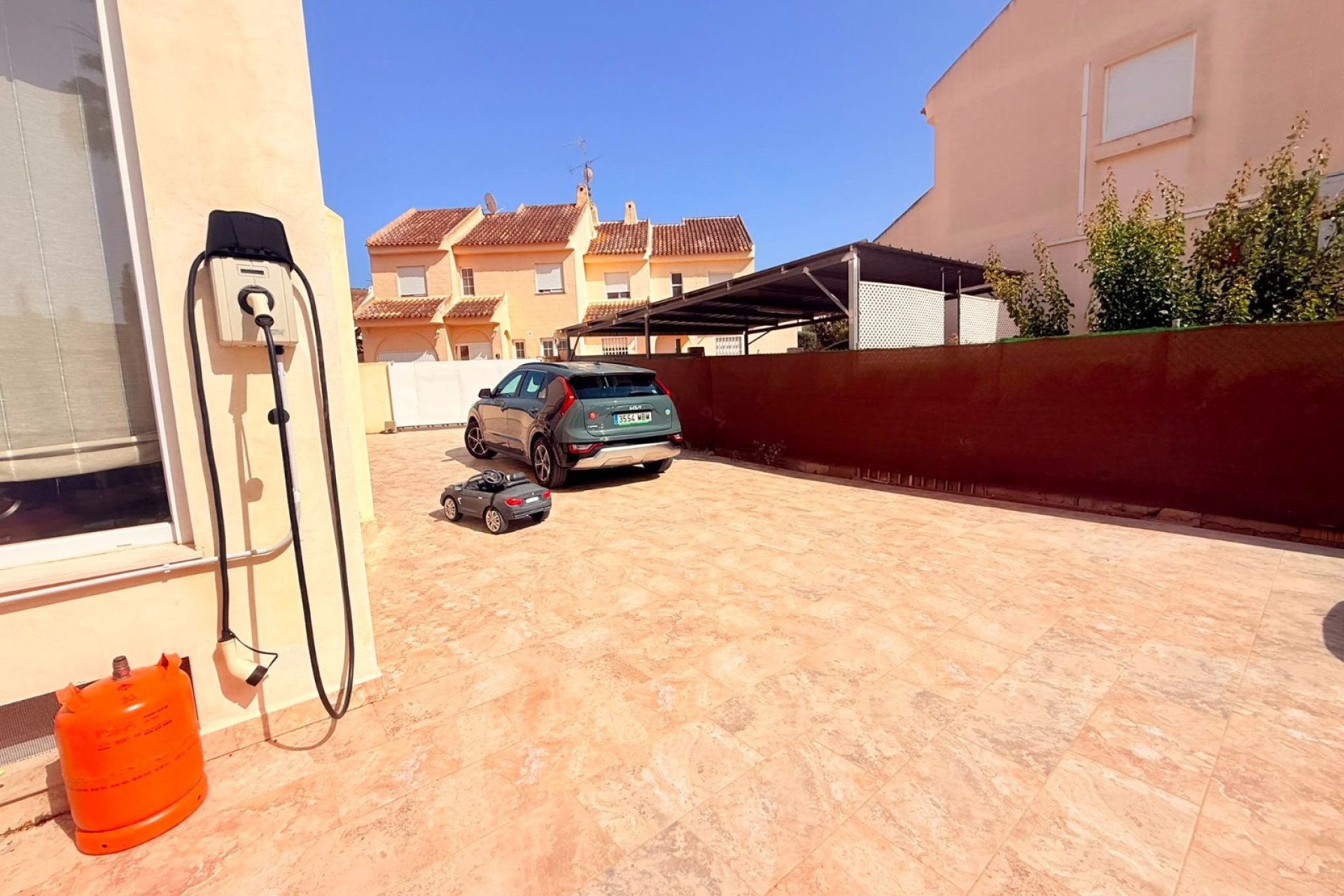 Resale -  Chalet / Villa -
Benidorm - Rincon de Loix Llano