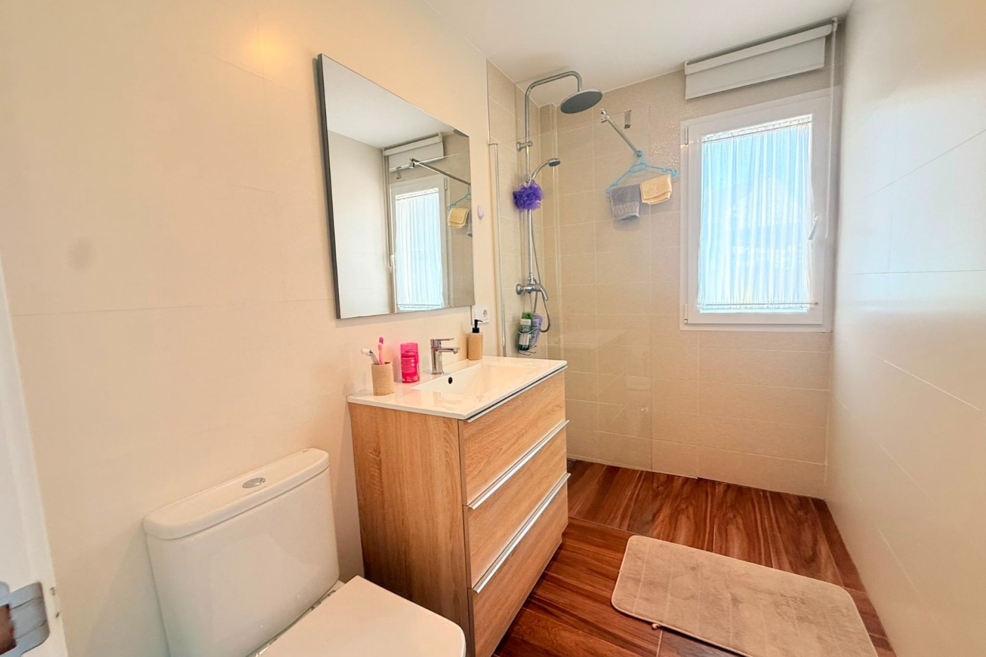 Resale -  Chalet / Villa -
Benidorm - Rincon de Loix Llano