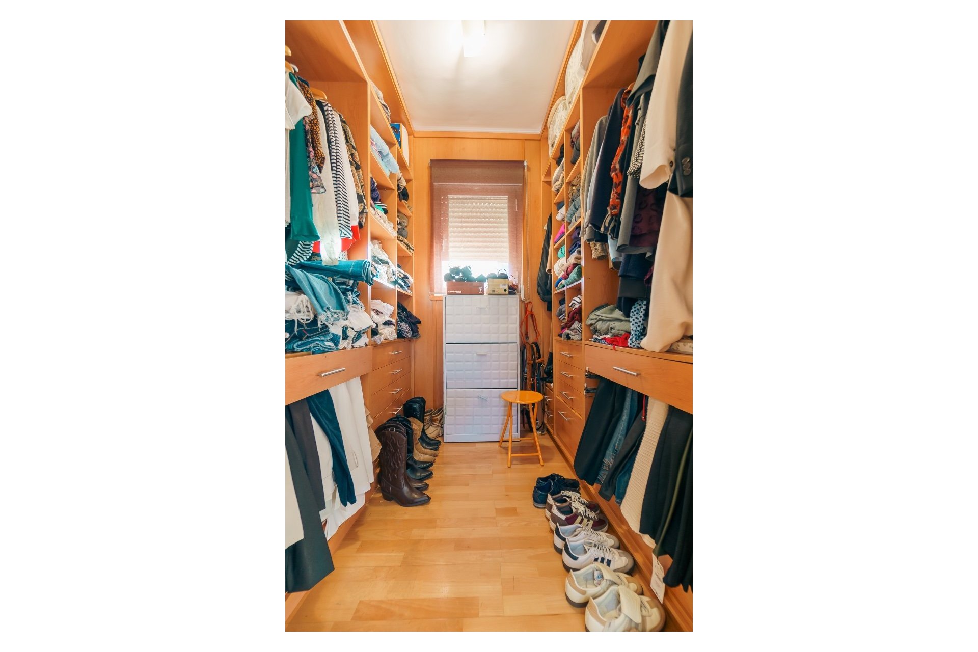 Resale -  Chalet / Villa -
Benidorm