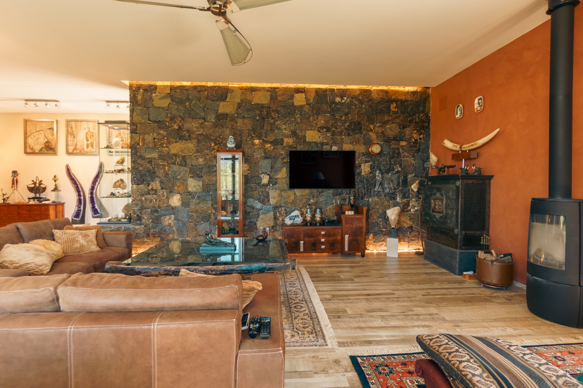 Resale -  Chalet / Villa -
Callosa De Ensarrià