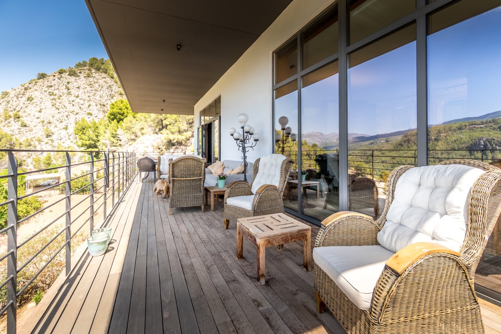 Resale -  Chalet / Villa -
Callosa De Ensarrià