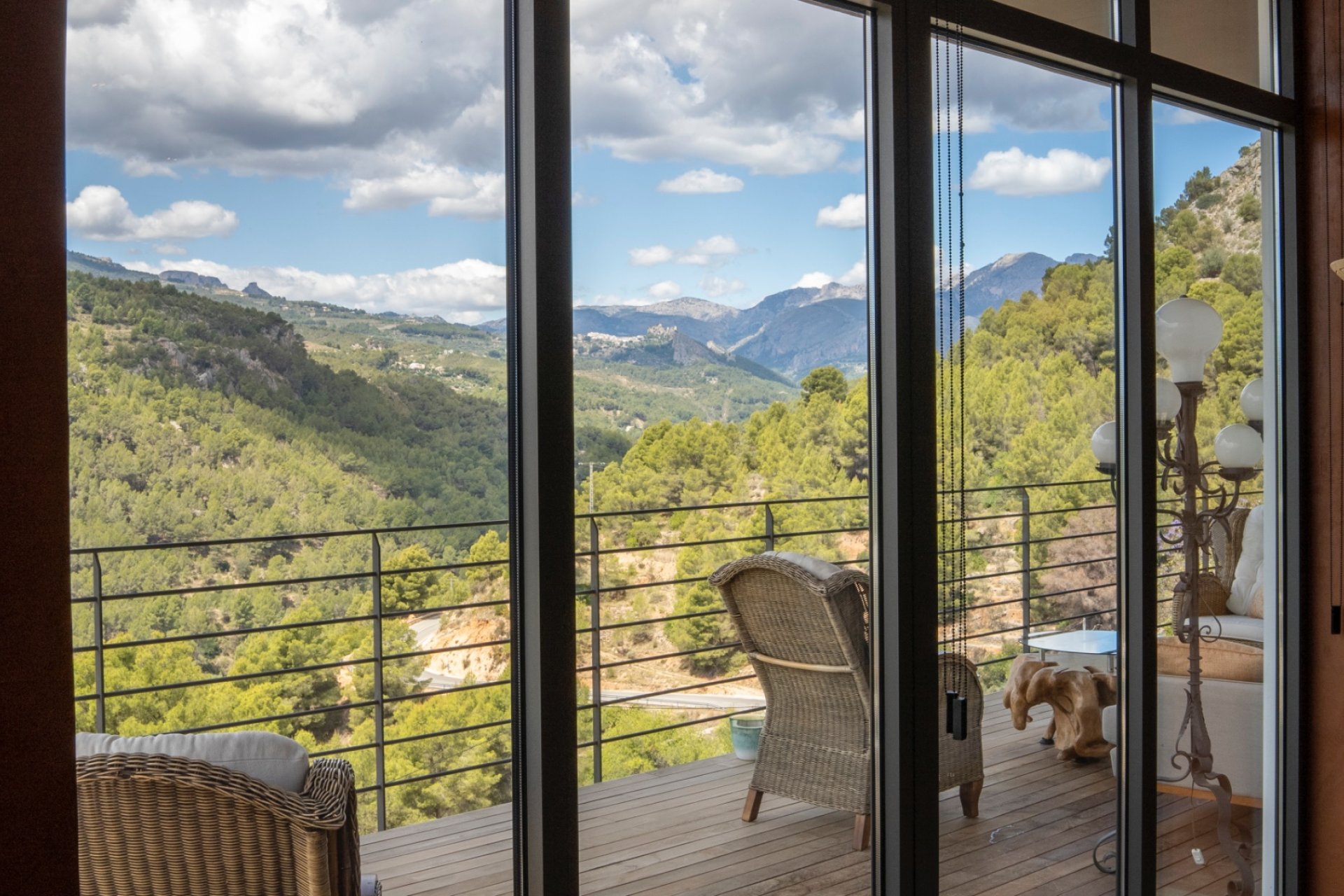 Resale -  Chalet / Villa -
Callosa De Ensarrià