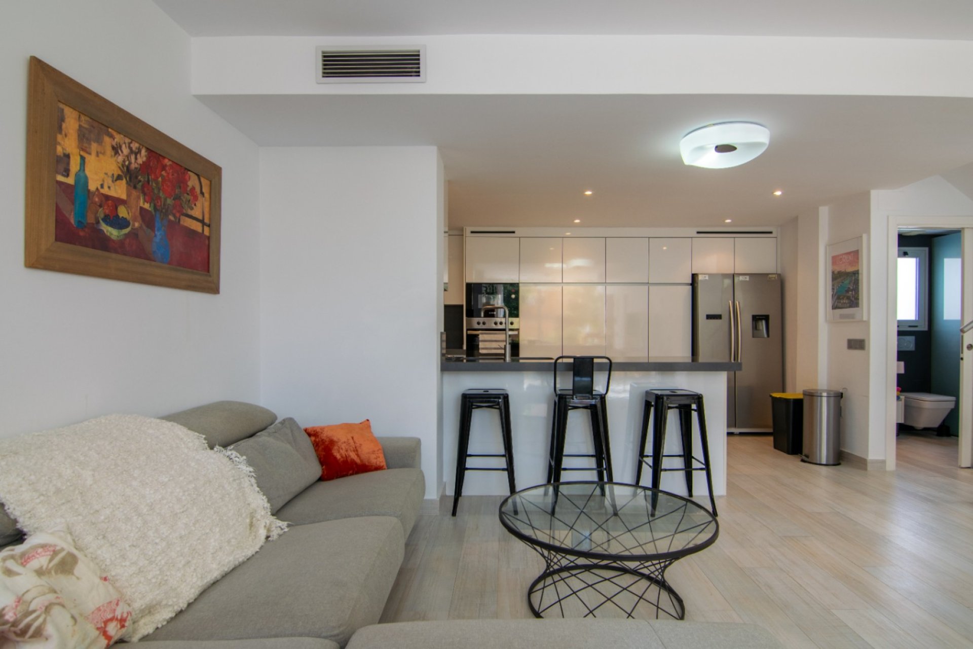 Resale -  Chalet / Villa -
Finestrat