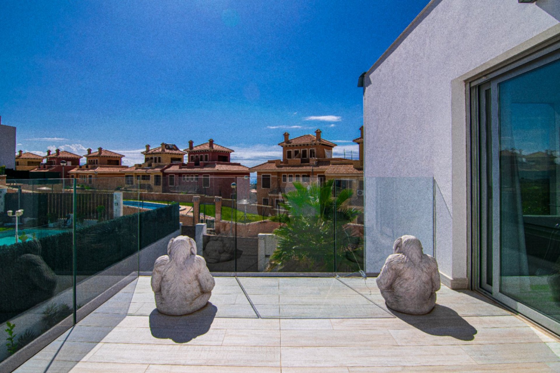 Resale -  Chalet / Villa -
Finestrat