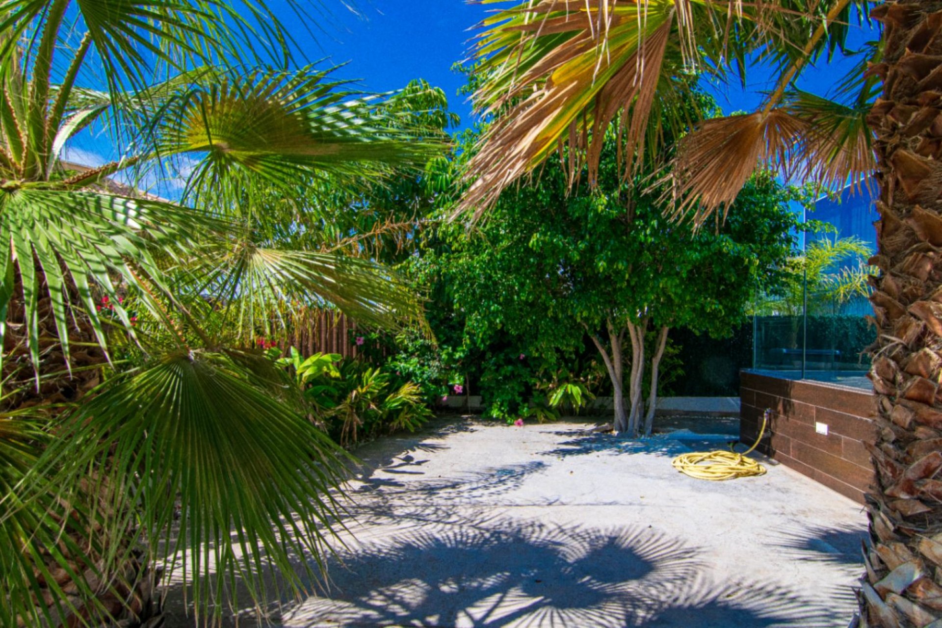 Resale -  Chalet / Villa -
Finestrat