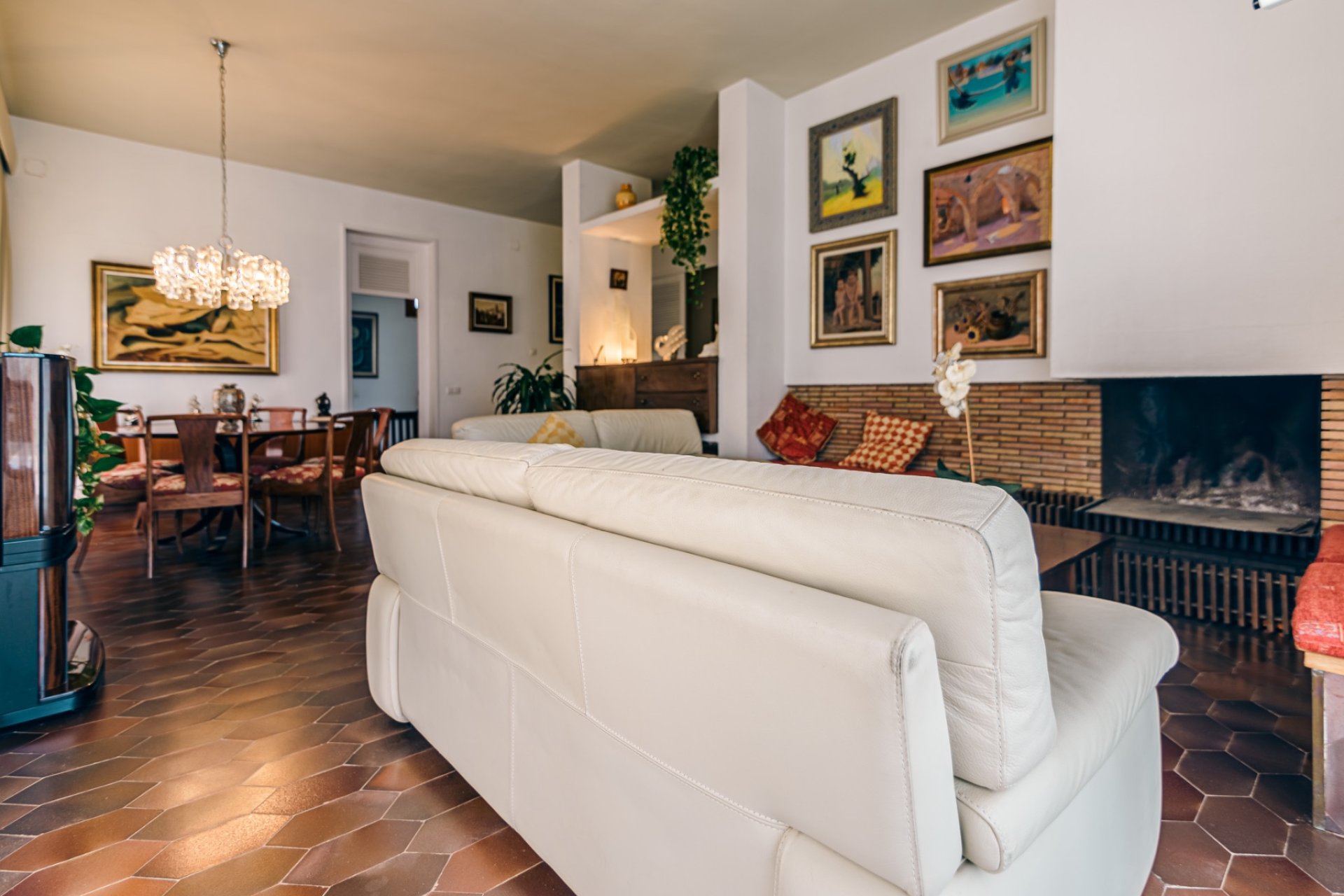 Resale -  Chalet / Villa -
La Nucía