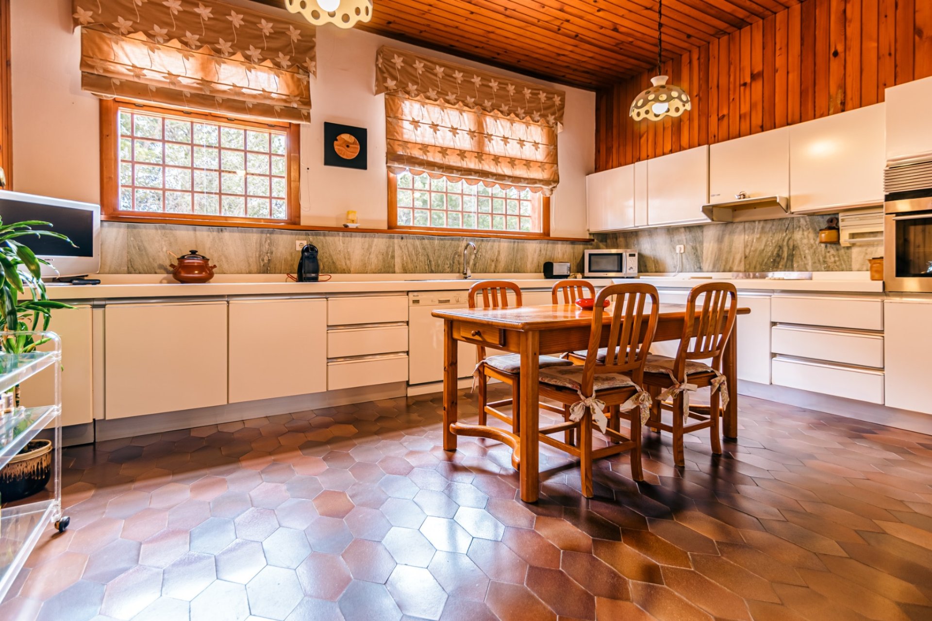 Resale -  Chalet / Villa -
La Nucía