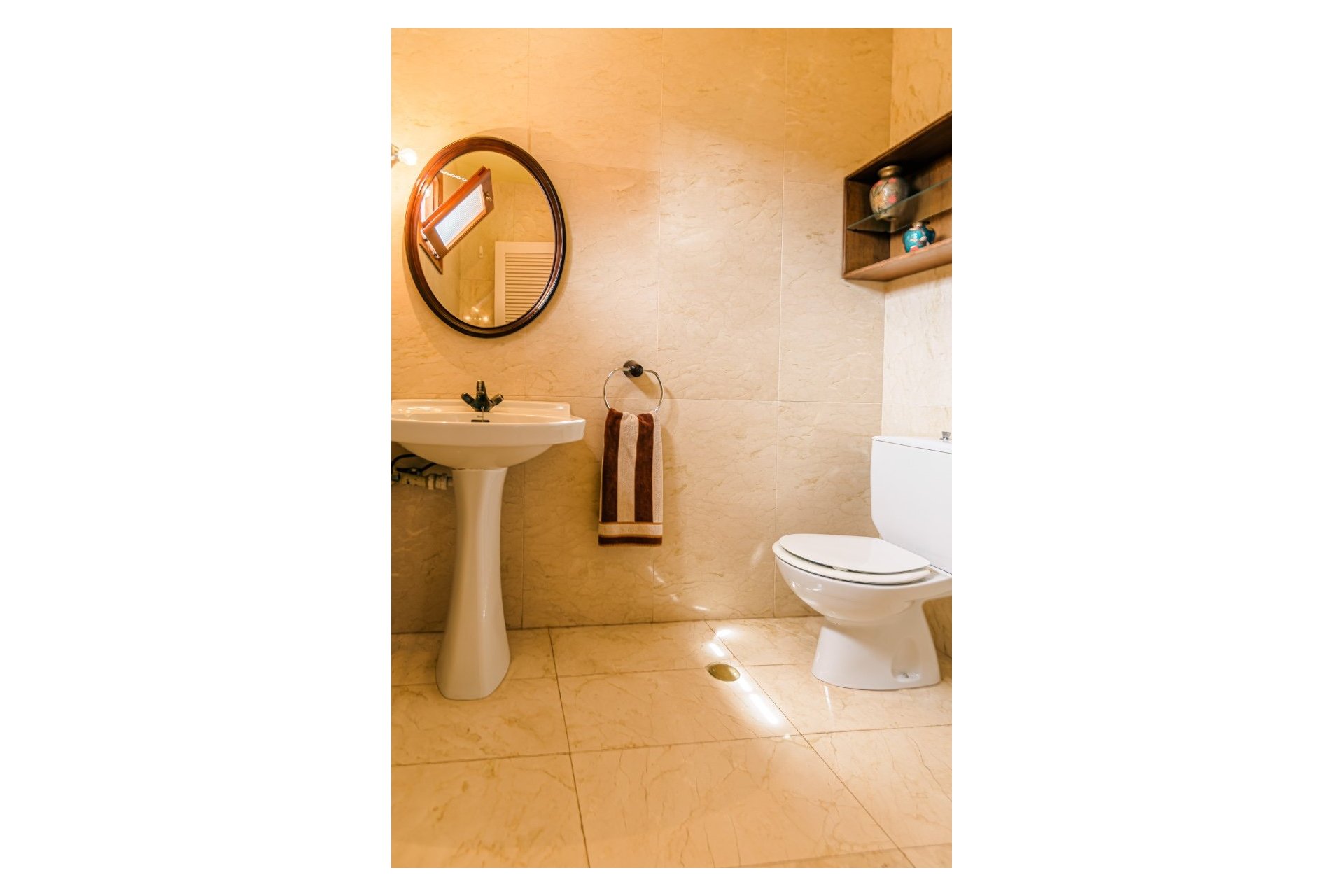Resale -  Chalet / Villa -
La Nucía