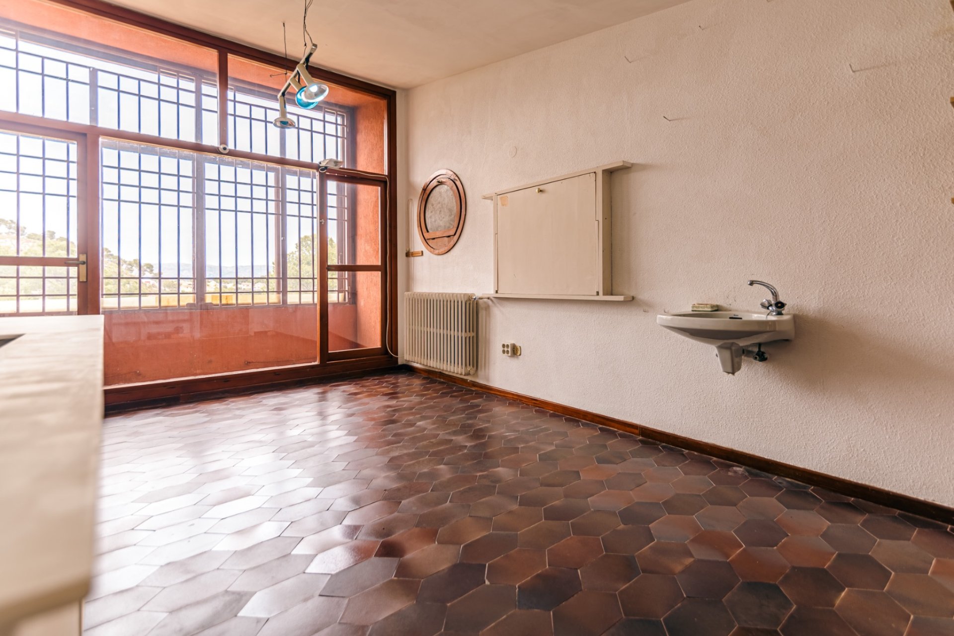 Resale -  Chalet / Villa -
La Nucía