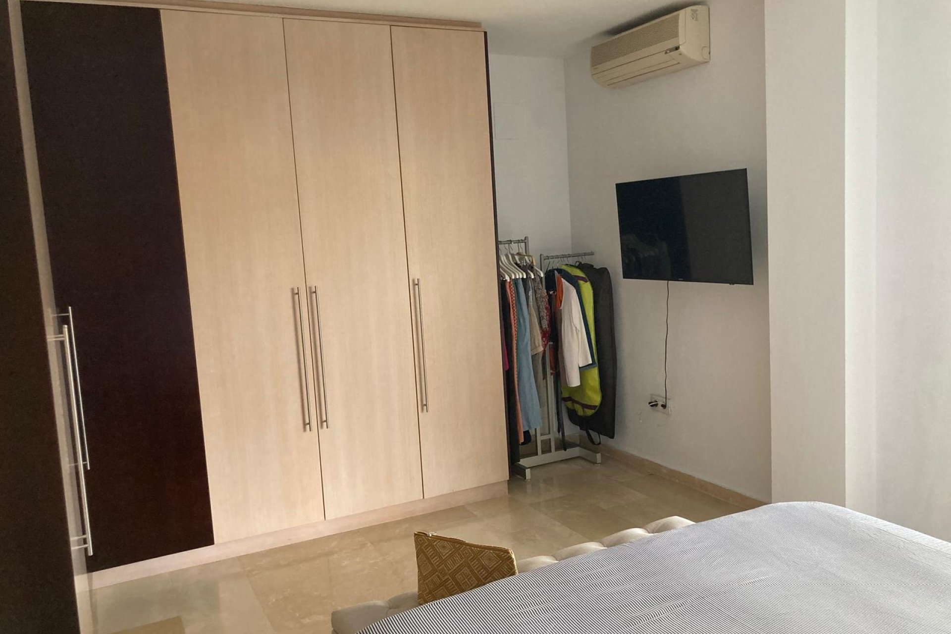 Resale -  Chalet / Villa -
La Nucía