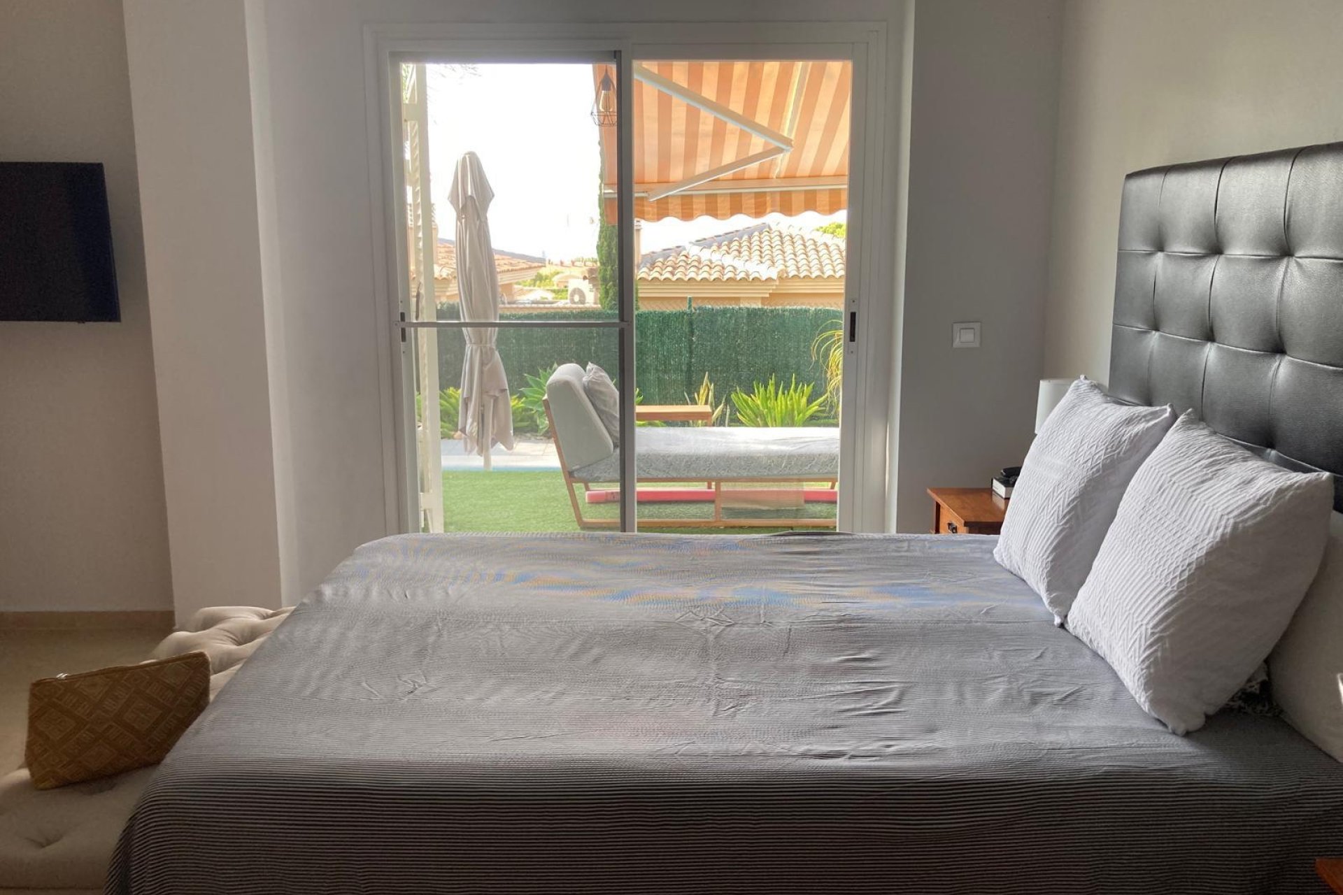 Resale -  Chalet / Villa -
La Nucía