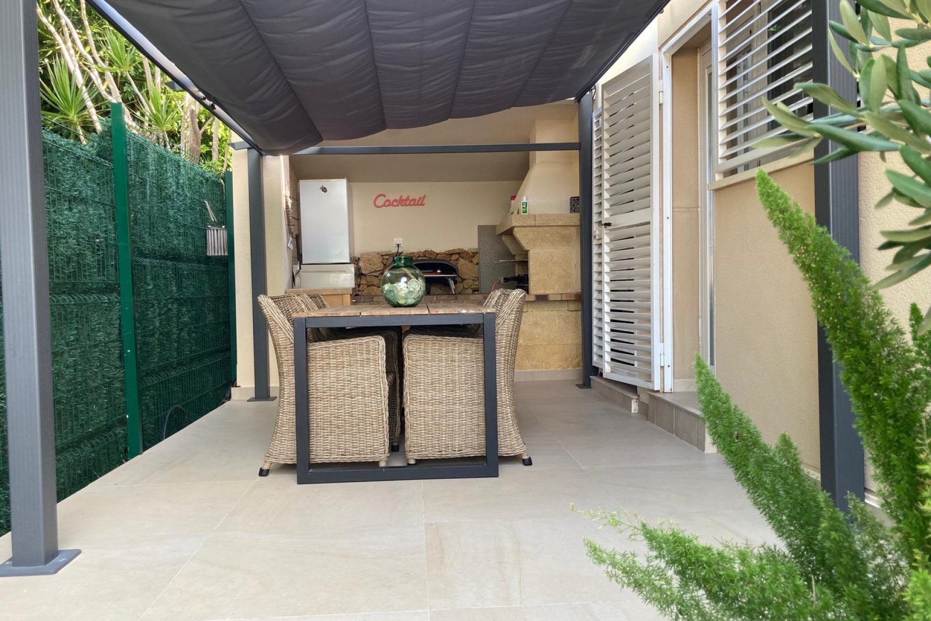 Resale -  Chalet / Villa -
La Nucía