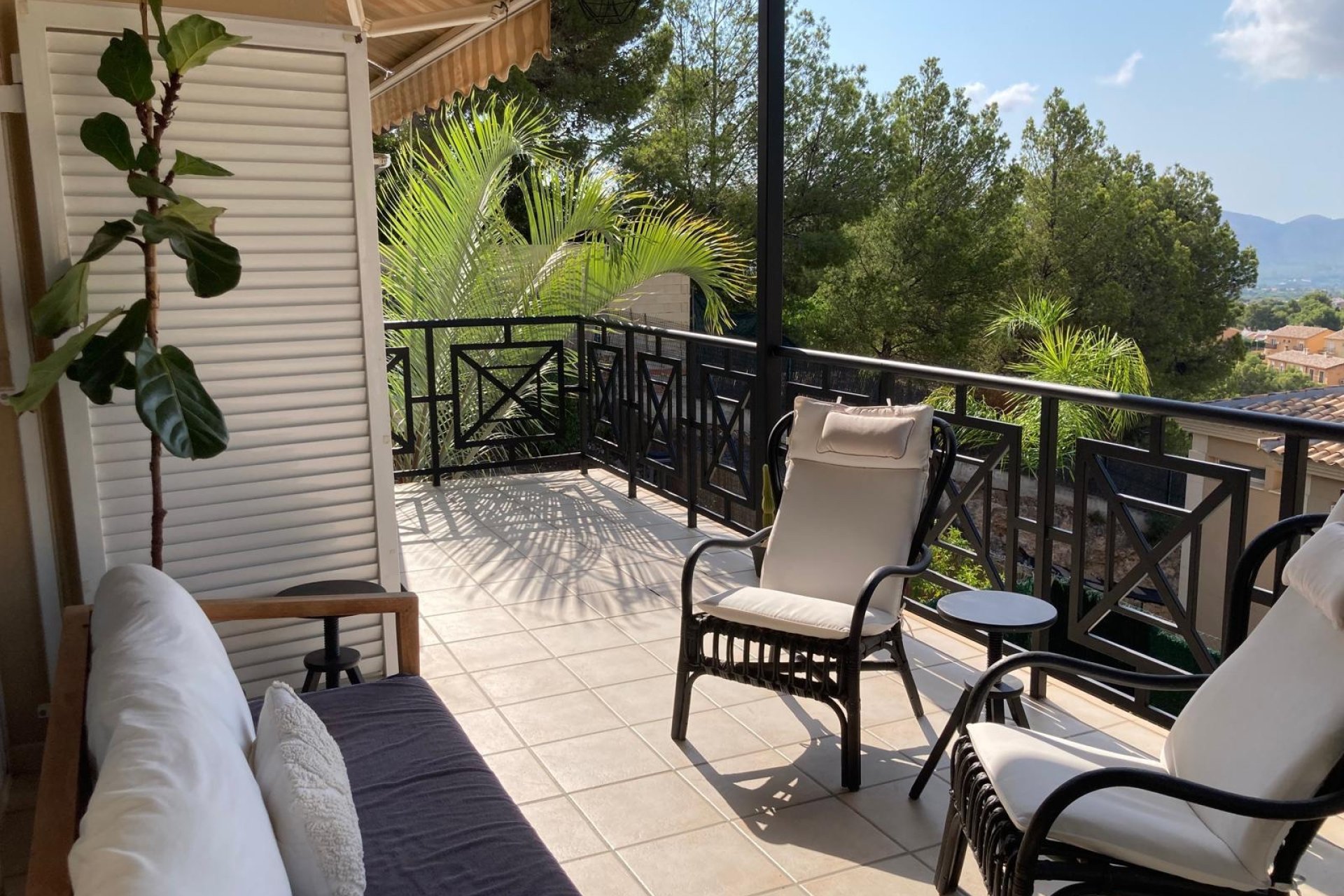 Resale -  Chalet / Villa -
La Nucía