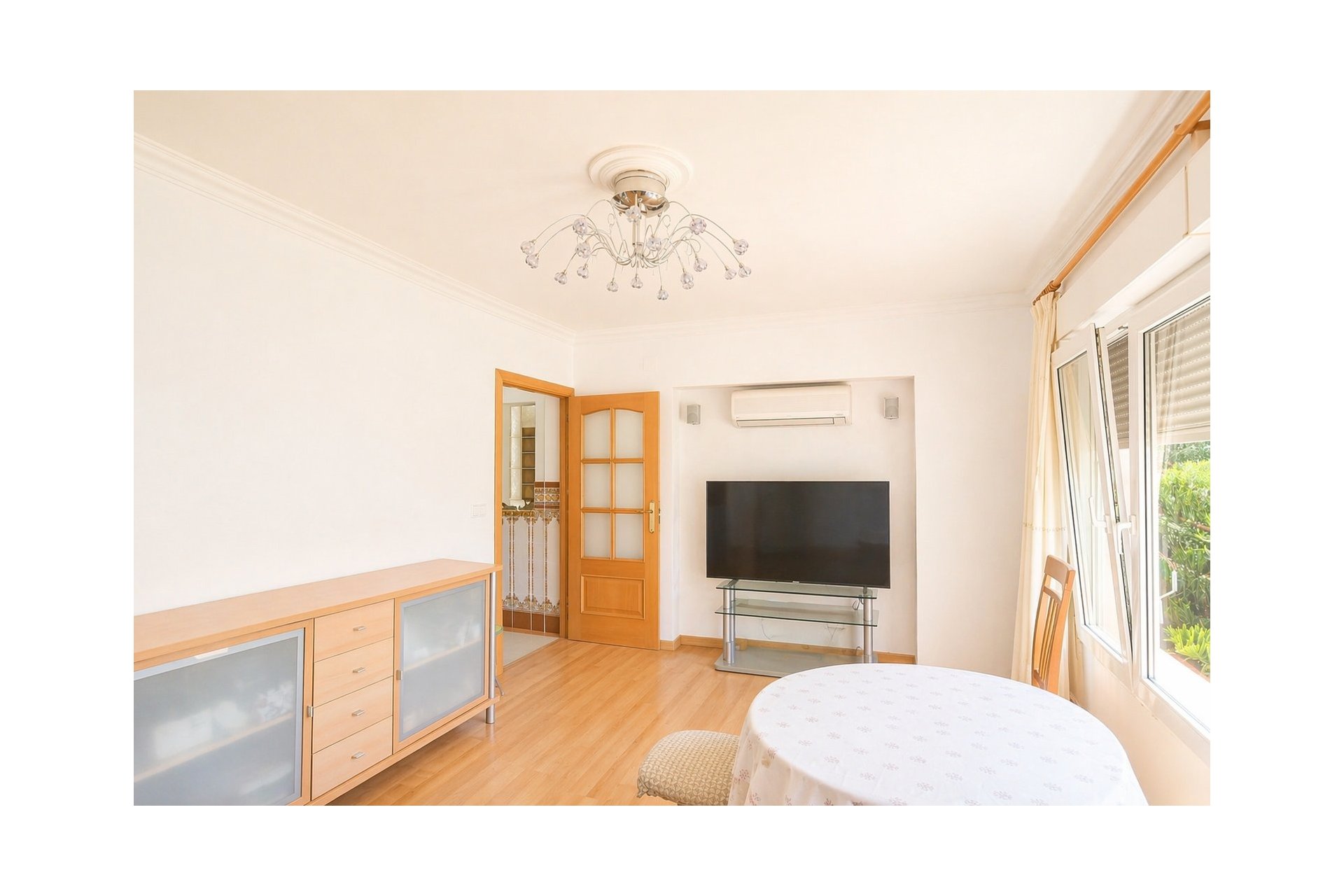 Resale -  Chalet / Villa -
La Nucía