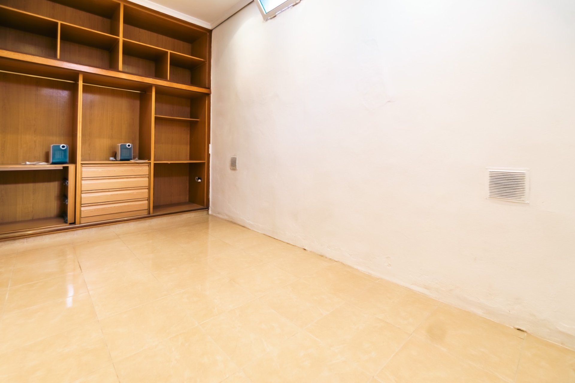 Resale -  Chalet / Villa -
La Nucía