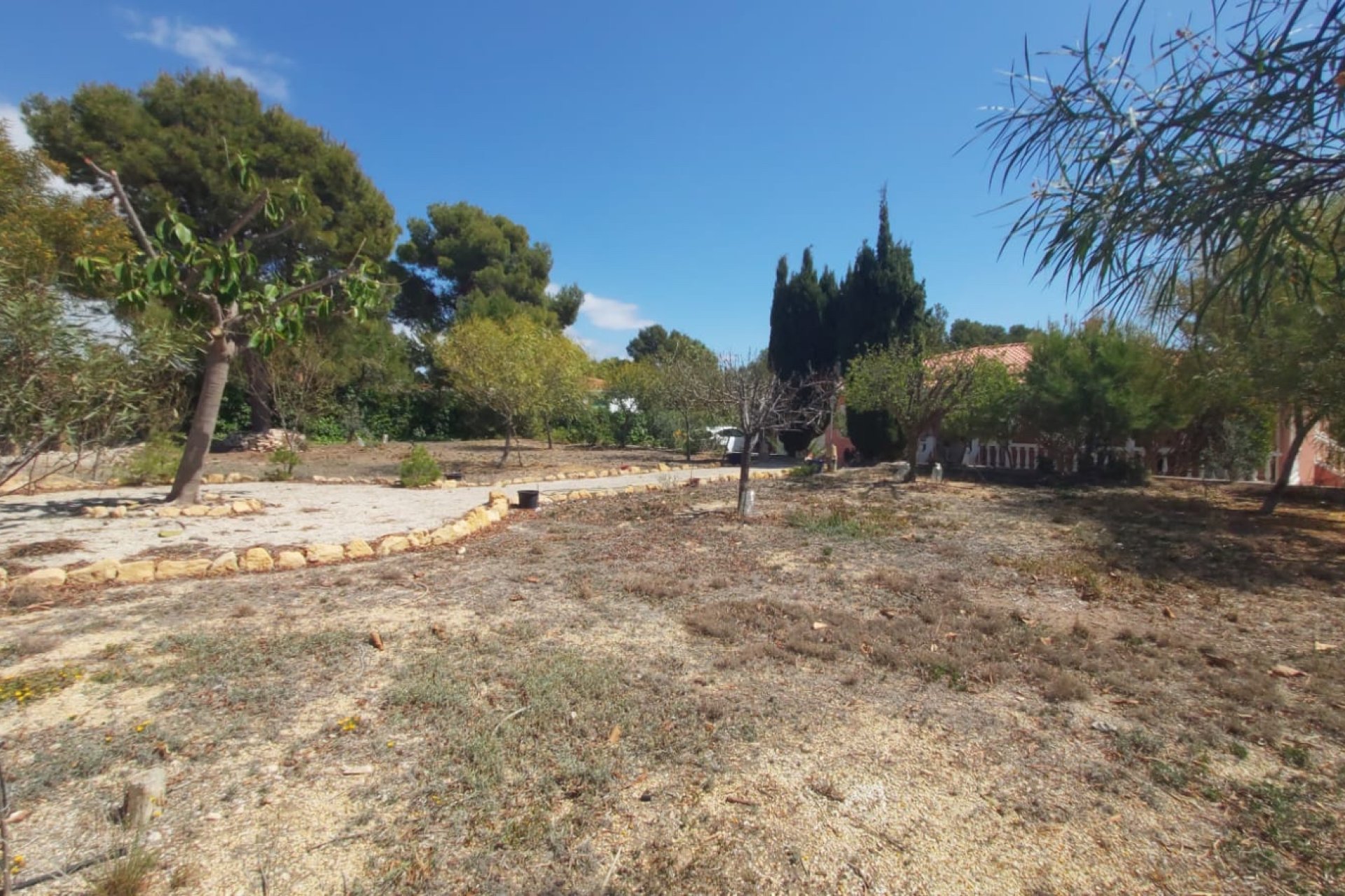 Resale -  Chalet / Villa -
La Nucía
