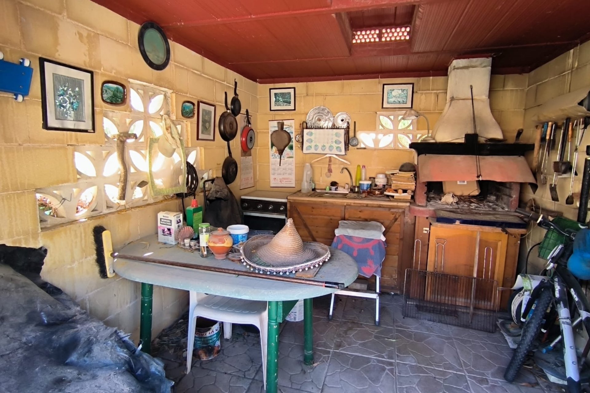 Resale -  Chalet / Villa -
La Nucía