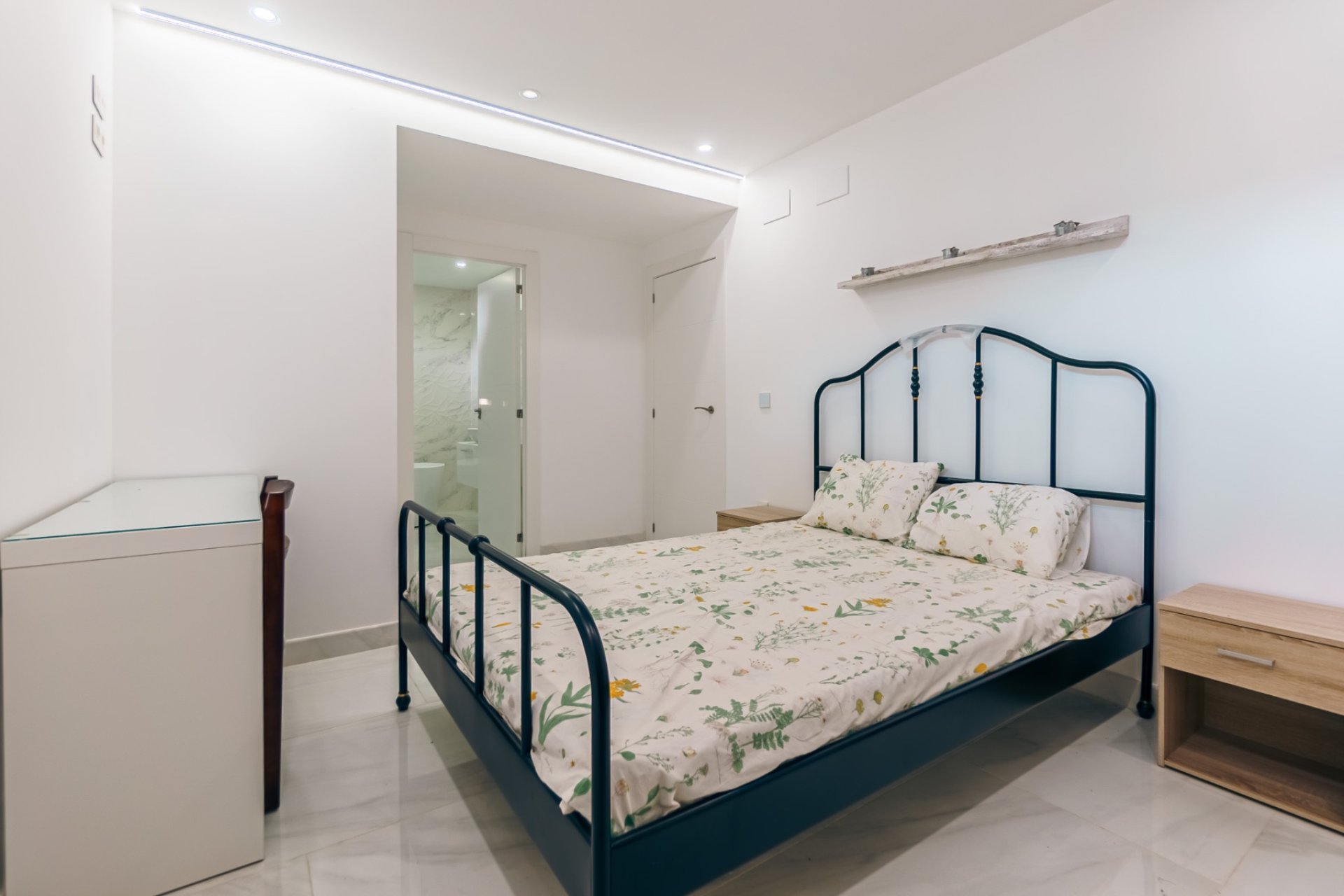 Resale -  Chalet / Villa -
La Nucía