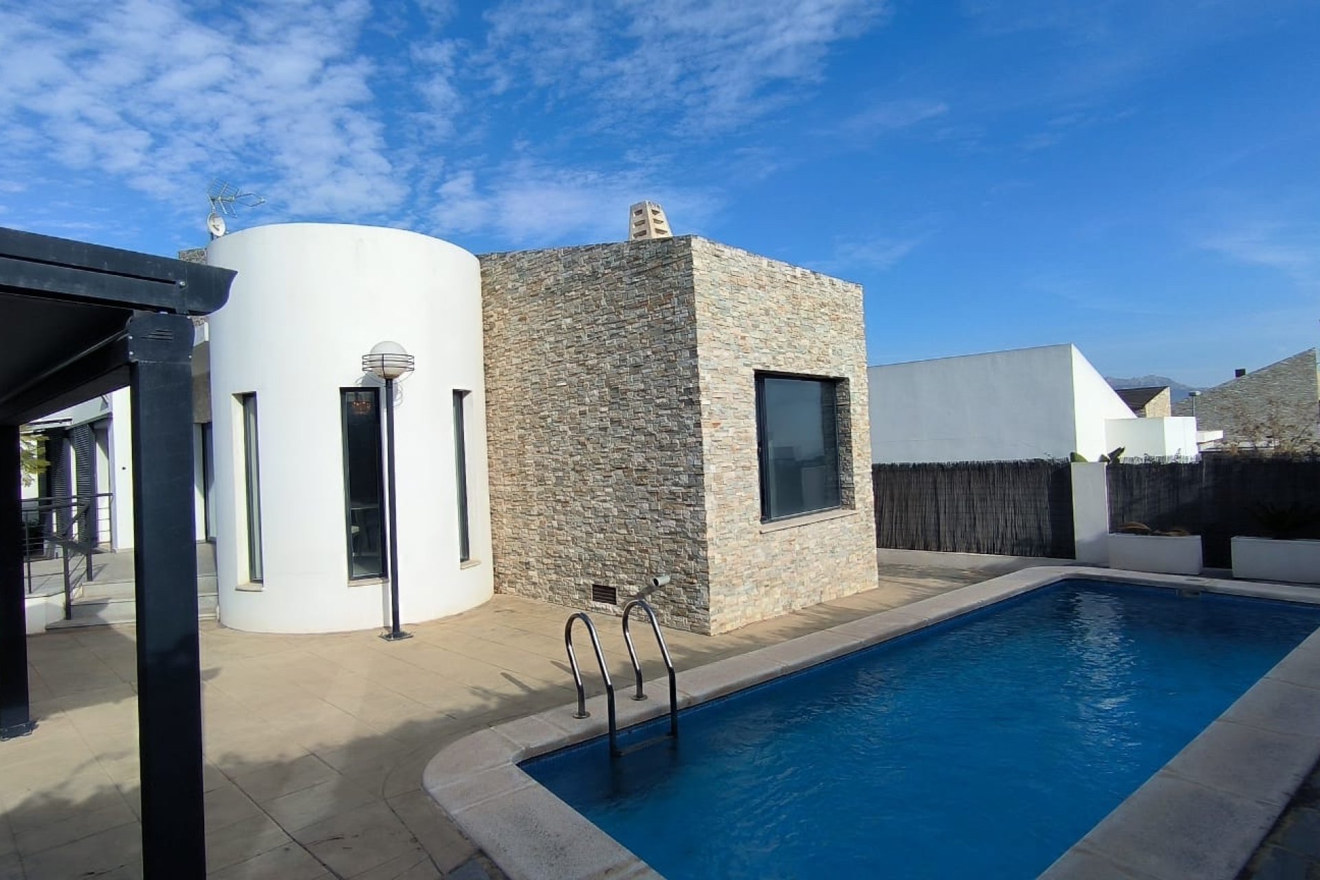 Resale -  Chalet / Villa -
Polop