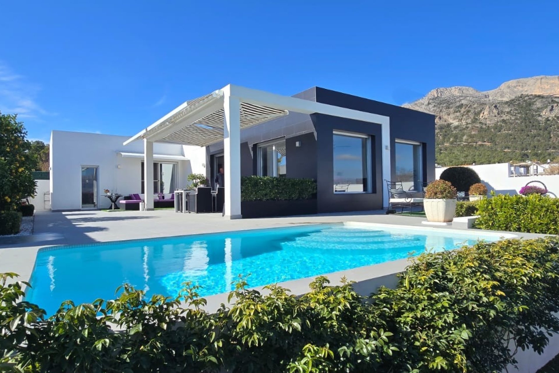 Resale -  Chalet / Villa -
Polop