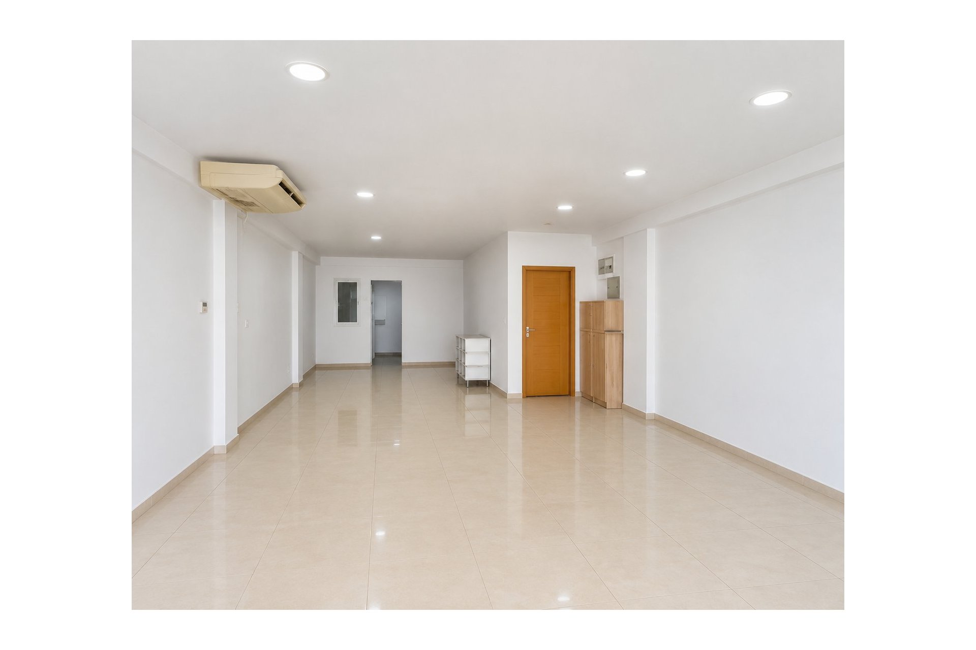 Resale - Commercial -
Altea