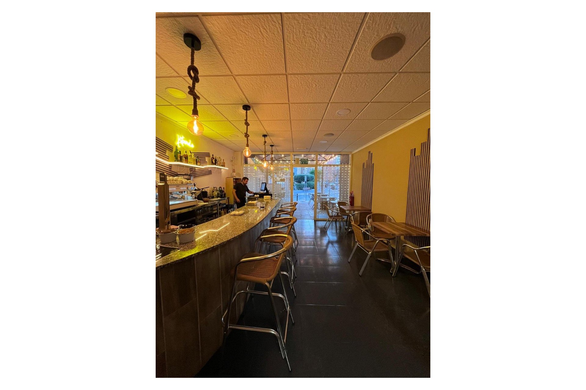 Resale - Commercial -
Benidorm - Juzgados